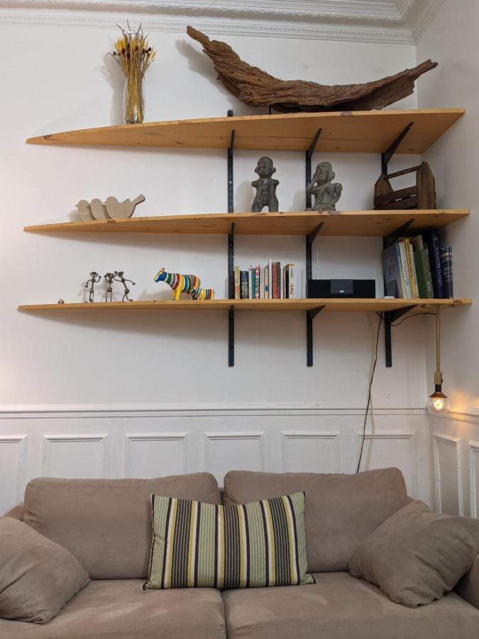 Private Acces To The All Flat. Charming Parisian. Екстериор снимка