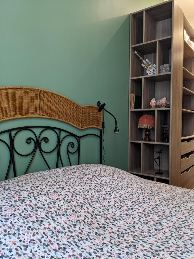 Private Acces To The All Flat. Charming Parisian. Екстериор снимка